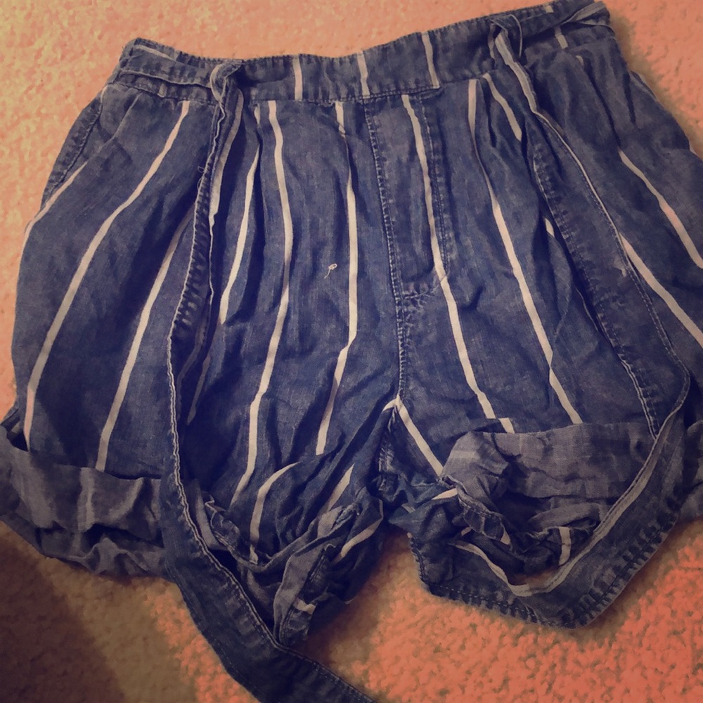 Stripped shorts!